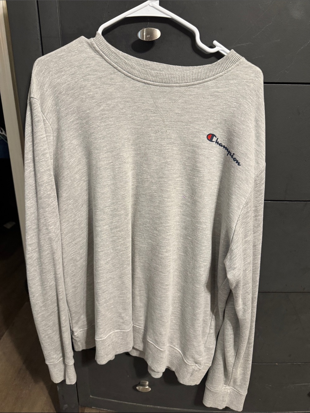 Women’s Champion Gray Scoop Neck Crew Sweatshirt